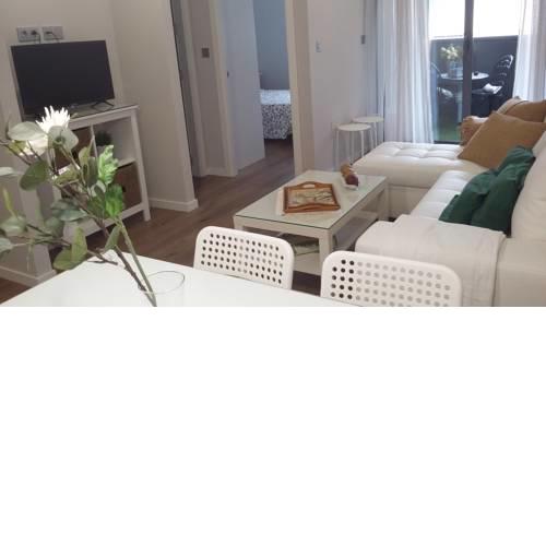 Apartamento Nuevo Muy Moderno (piscina, padel, metro)