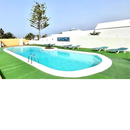 Apartamento para nudistas, vistas a la piscina, cerca de Playa