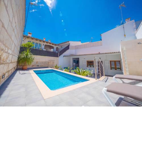 Apartamento Piscina Muro