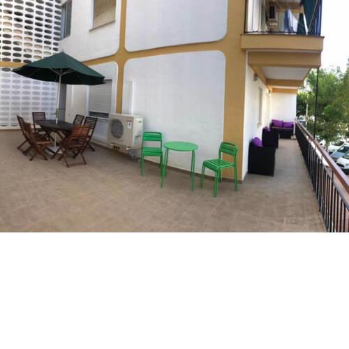 APARTAMENTO PLAYA ARENAL A 200 METROS, Y UNA GRAN TERRAZA