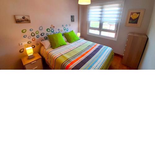 APARTAMENTO PLAYA FOZ CON PISCINA