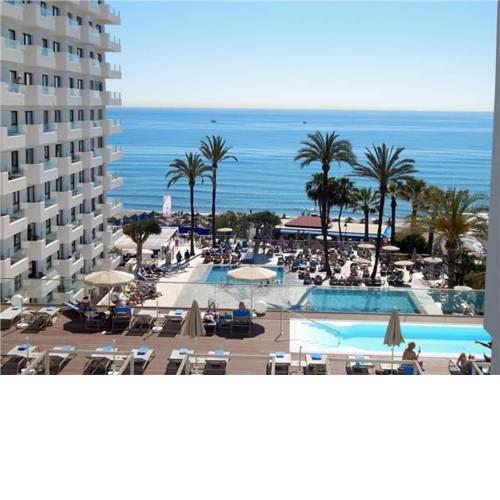 APARTAMENTO PRIVADO EN HOTEL 4 *