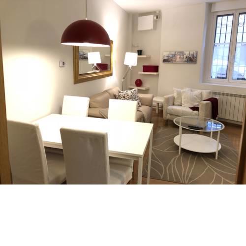 Apartamento Reformada en Calle Dormitalería