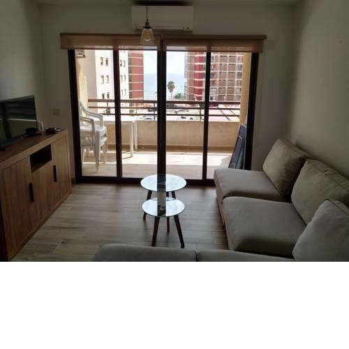 Apartamento Reformado 3ª Línea de Playa con Piscina y Garaje
