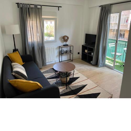 Apartamento reformado muy cerca del Parque Grande