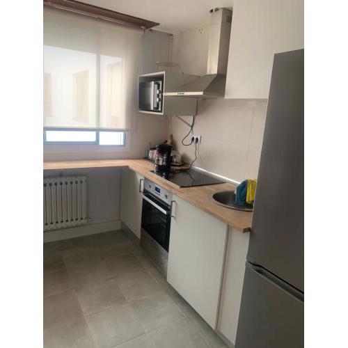 APARTAMENTO REFORMADO PARA 6 PERSONAS