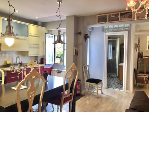 Apartamento San Quirce - céntrico y reformado- wifi y netflix