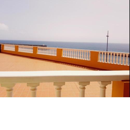 Apartamento sur vista al mar