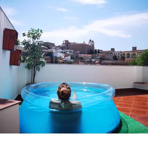 Apartamento Turístico. AZAHAR. Cáceres.