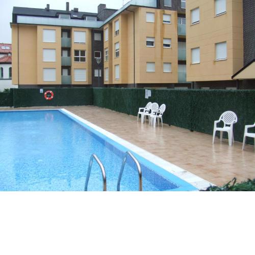 APARTAMENTO URBANIZACIÓN UNQUERA