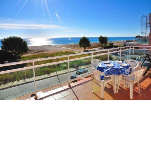 Apartamento vista a la playa en Hospitalet de L Infant 59203 Familly complex