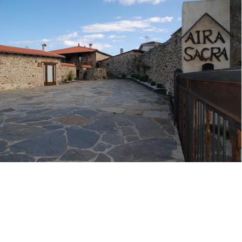 Apartamentos Aira Sacra