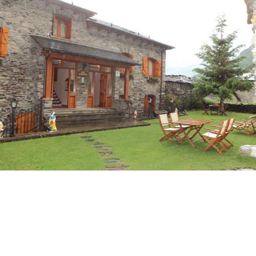 Apartamentos Albá Casa Alquesera