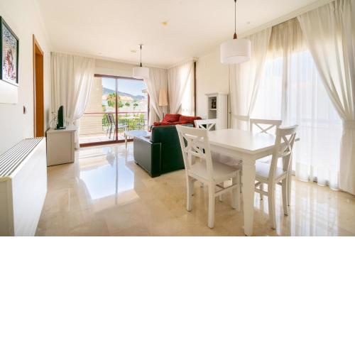 Apartamentos Albir Confort - Avenida 2 dorm.