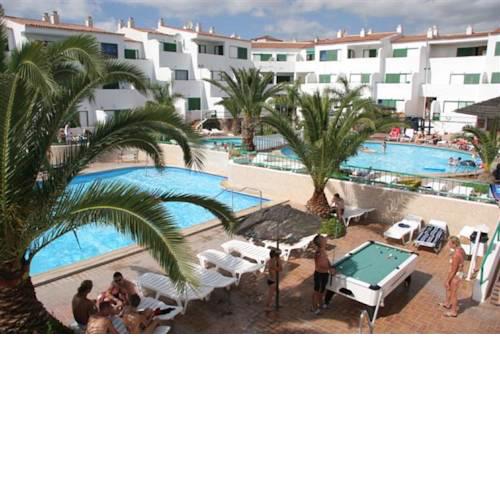 Apartamentos Alondras Park