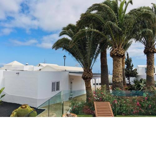 Apartamentos Anjomacar II