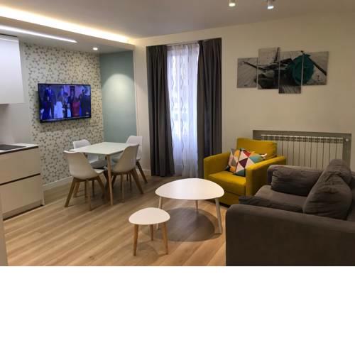 Apartamentos Apolo