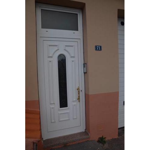 Apartamentos Arure Plaza
