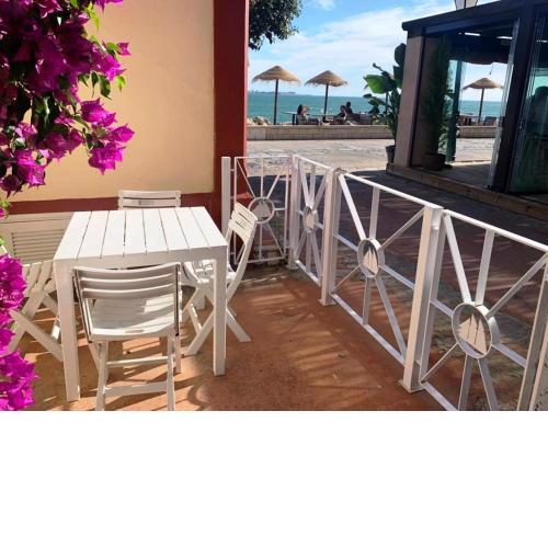 Apartamentos con vistas al mar solo familias & parejas