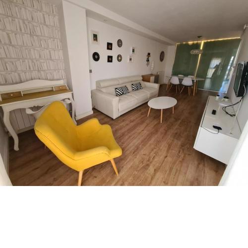 Apartamentos Dos Torres Tolkien - Parking y vistas