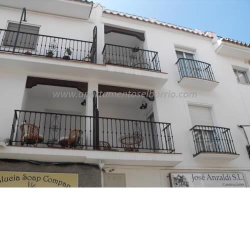 Apartamentos El Barrio