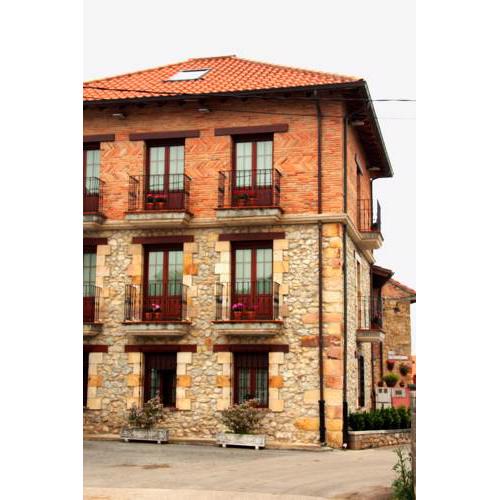 Apartamentos El Cruce de Moratón