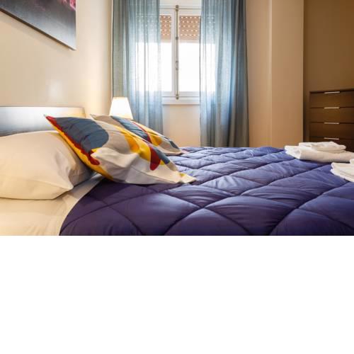 Apartamentos EL DESCUBRIDOR