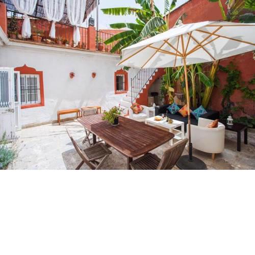 Apartamentos El Patio Andaluz