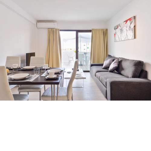 Apartamentos Esmeralda Ibiza