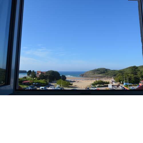 Apartamentos La Arena