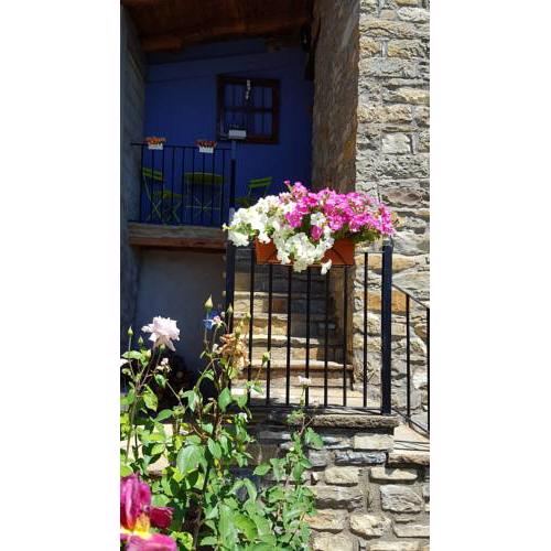 Apartamentos La Borda Castillon