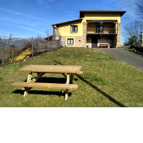 Apartamentos La Corona