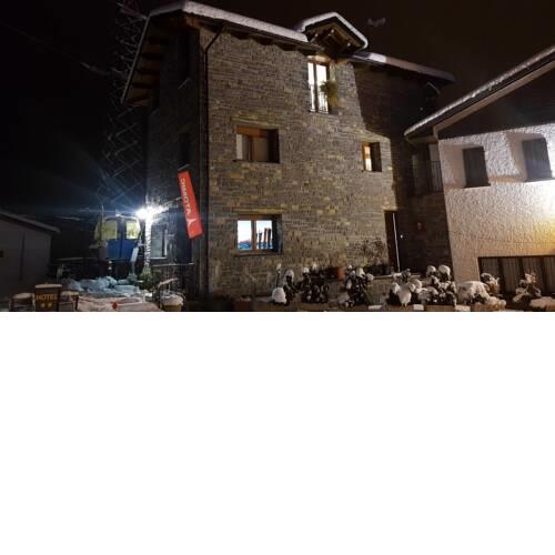 Apartamentos La Glera Biescas