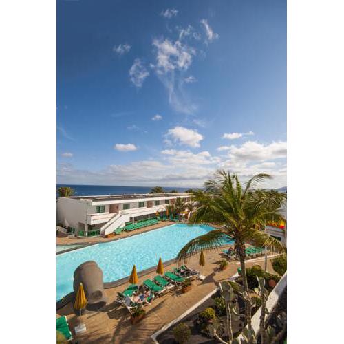 Apartamentos La Peñita