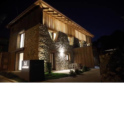 Apartamentos La Santilar