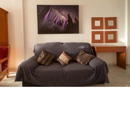Apartamentos Leomar I