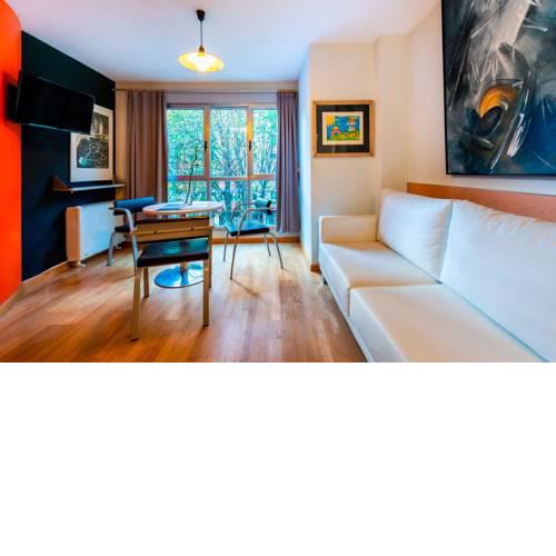 Apartamentos León