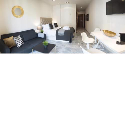 Apartamentos Living4Málaga