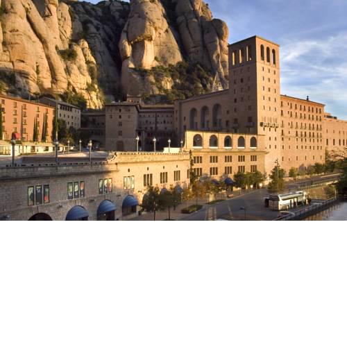 Apartamentos Montserrat Abat Marcet