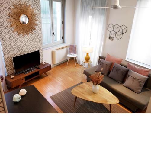 Apartamentos Moratín Las Letras