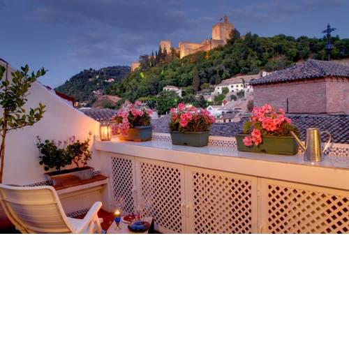 Apartamentos Muralla Zirí