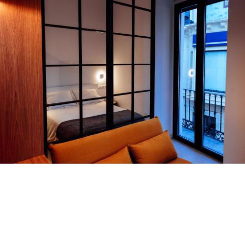 Apartamentos Plaza de España 6