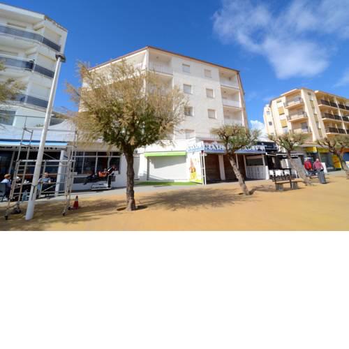 Apartamentos Riells Park