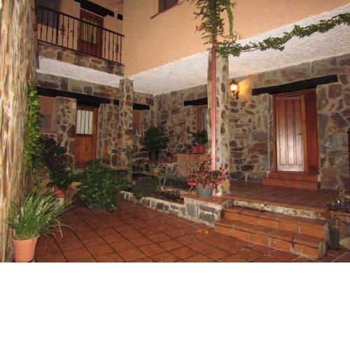 Apartamentos Rurales Azabal