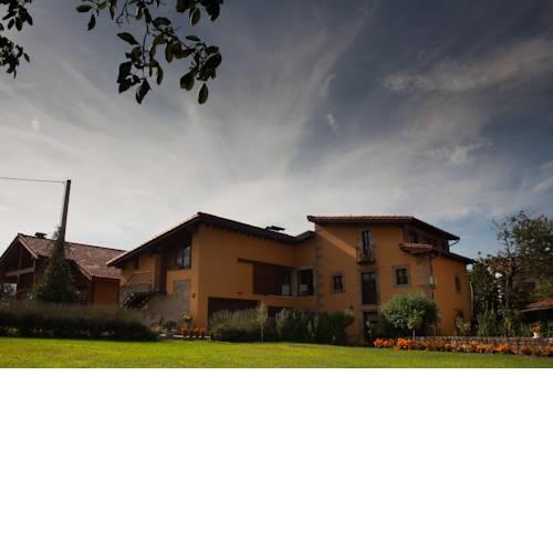 Apartamentos Rurales La Casa Vieja De Silió