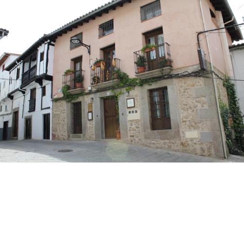Apartamentos Rurales La Lancha
