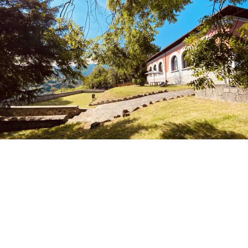Apartamentos Rurales "Les Escueles de Collía"