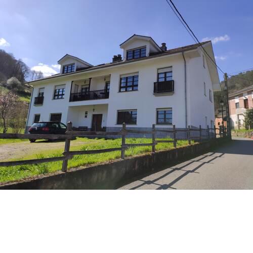 Apartamentos Rurales Lin de Colás