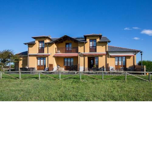Apartamentos Rurales Los Pontigos