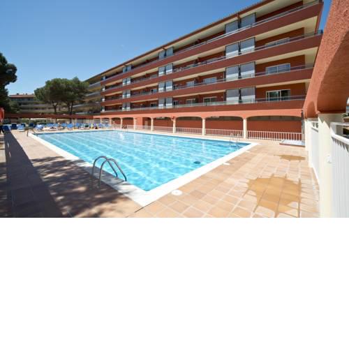 Apartamentos Sallés Beach